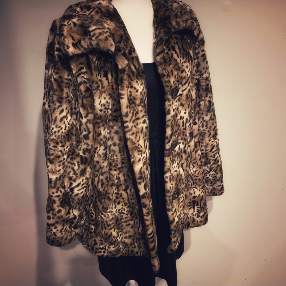Faux Fur Leopard Print Coat